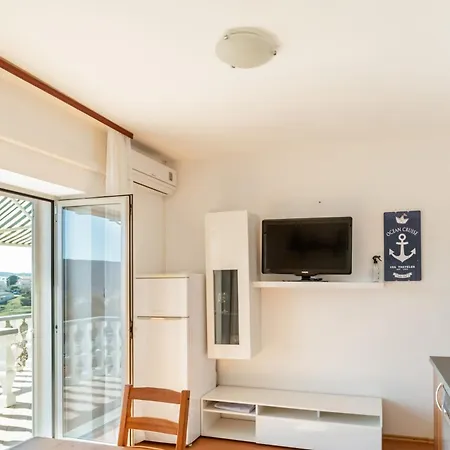 Apartment With Parking Space Lopar, Rab - 14070 Lopar